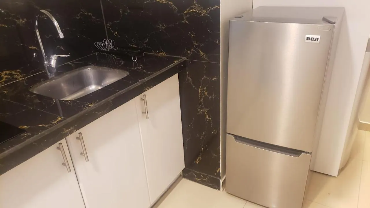 Chezelena Suites & Apartments Quito 2*,